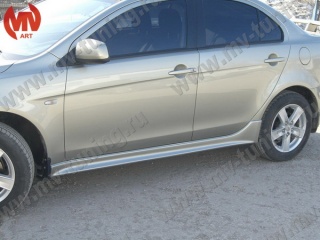 Пороги (2.0 Intense) Mitsubishi Lancer X (2007-2016) + УСТАНОВОЧНЫЙ КОМПЛЕКТ