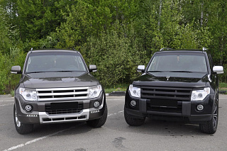 Решетка Радиатора var №1 Mitsubishi Pajero IV 4 (2006-2015) БЕЗ СЕТКИ