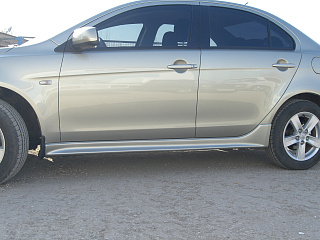 Пороги (2.0 Intense) Mitsubishi Lancer X (2007-2016) + УСТАНОВОЧНЫЙ КОМПЛЕКТ