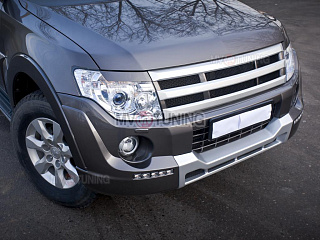 Накладка Broomer Design переднего бампера Mitsubishi Pajero IV 4 (2011-2015)