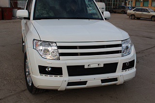 Решетка Радиатора var №3 Mitsubishi Pajero IV 4 Broomer Design (2006-2015)
