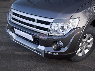 Накладка Broomer Design переднего бампера Mitsubishi Pajero IV 4 (2011-2015)